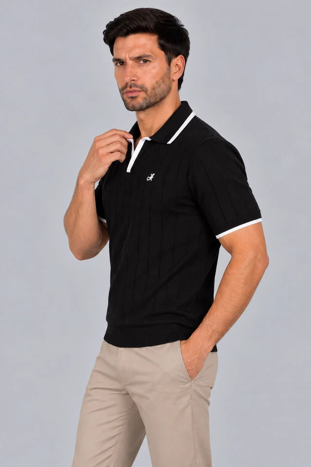 Camisa Afar negra, polo de punto de manga corta, vista lateral