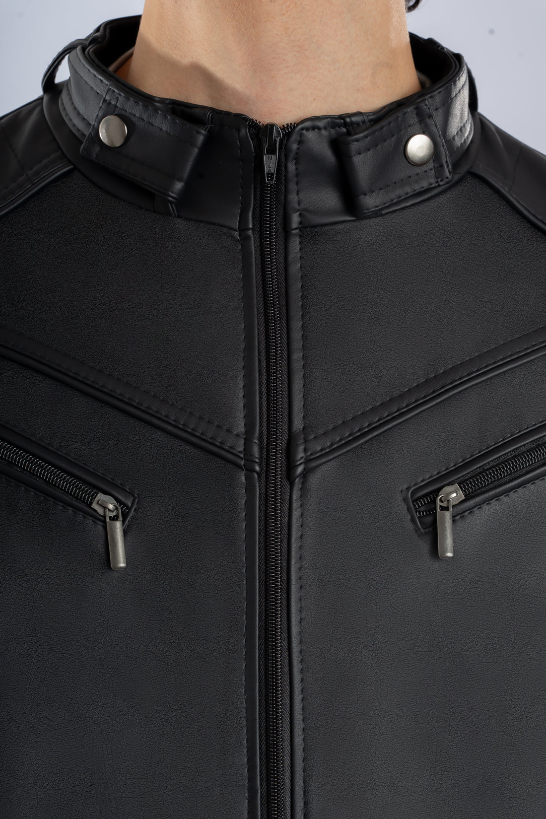 Chaqueta-Fusion-negra-detalle-2