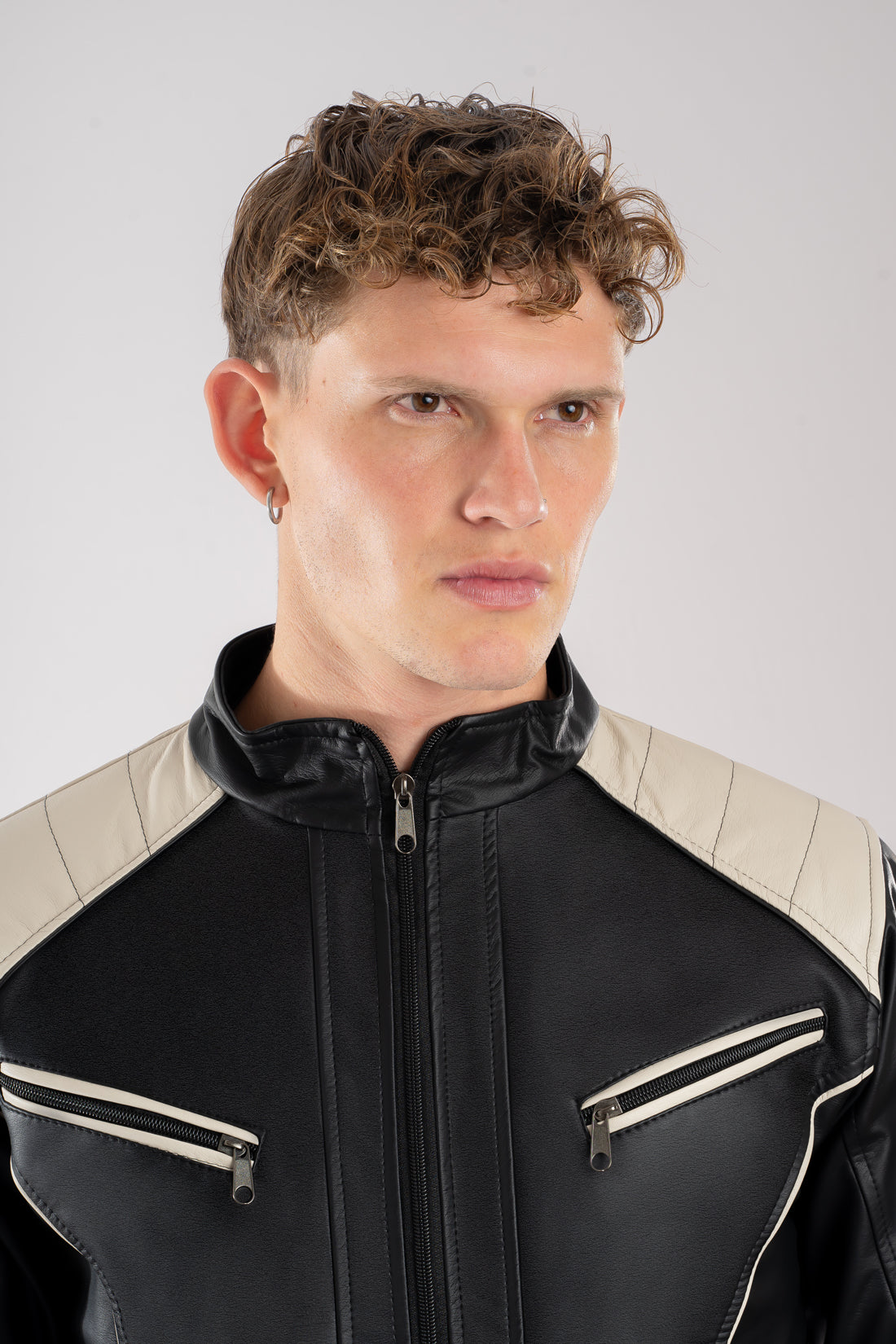 Chaqueta-W16-Cuerotex-hombre-beige-detalle-1