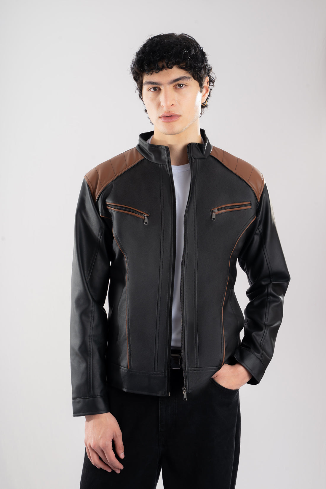 Chaqueta-W16-Cuerotex-hombre-negra-cafe-frente
