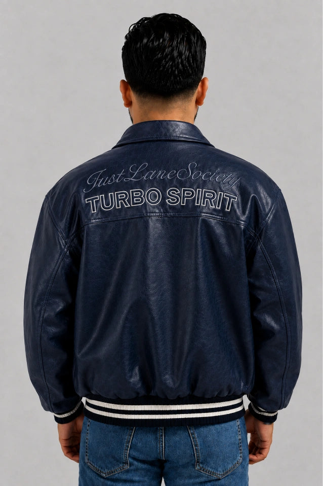 Vista espalda de la chaqueta Turbo azul para hombre en cuero sintético, estilo bomber con puños y cuello en rib.