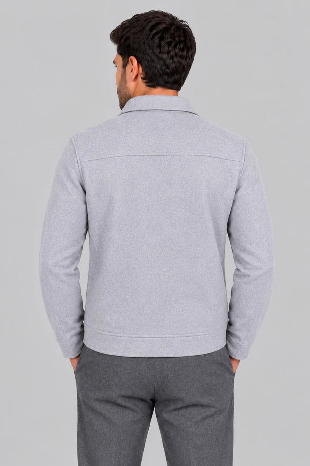 Chaqueta Santana de LSJ en color gris claro, vista posterior con canesú