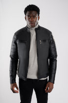 Chaqueta-Cuerotex-Audi-negra-frente