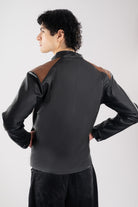 Chaqueta-W16-Cuerotex-hombre-negra-cafe-espalda