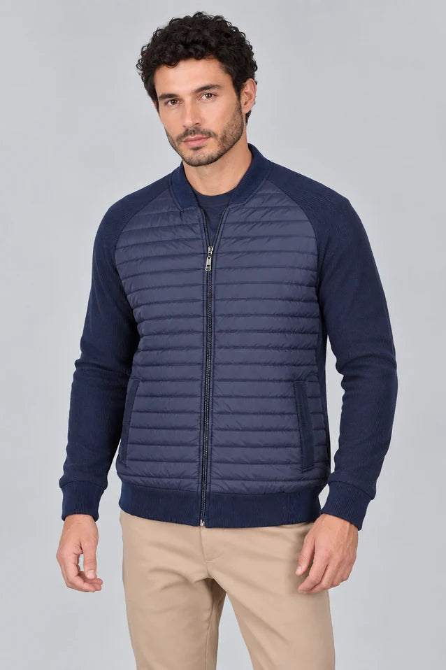 Chaqueta Málaga azul para hombre con cremallera y bolsillos laterales, frente acolchado
